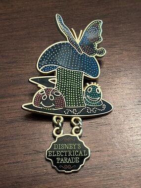 2007 Disney Official Pin Trading Electrical Parade Retired Mushroom & Bugs